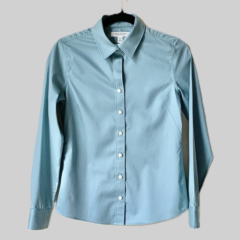 Banana Republic Fitted LS Non-Iron Sateen Shirt, Size 2, Blue/Green